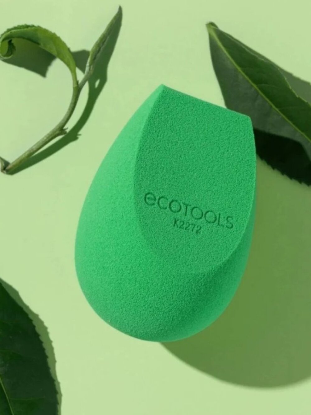 NEW Ecotools Bioblender Green Tea Infused Makeup Sponge 1 Count